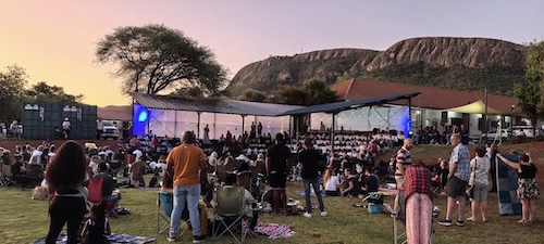 THE MOUNTAIN CAMBRIDGE SCHOOL - School building exterior