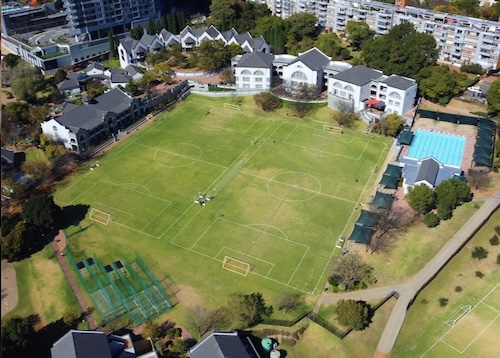 CRAWFORD INTERNATIONAL SANDTON - School building exterior